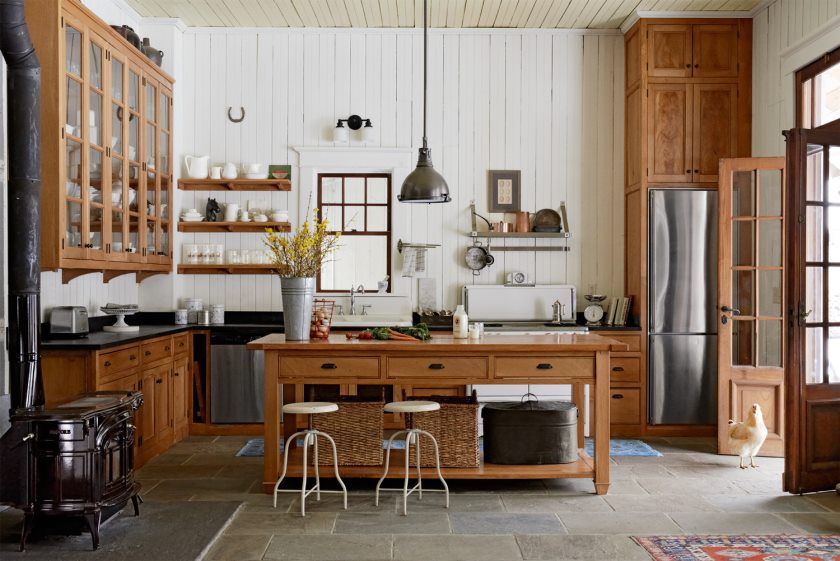 1429044194-hudson-valley-kitchen-island-0515