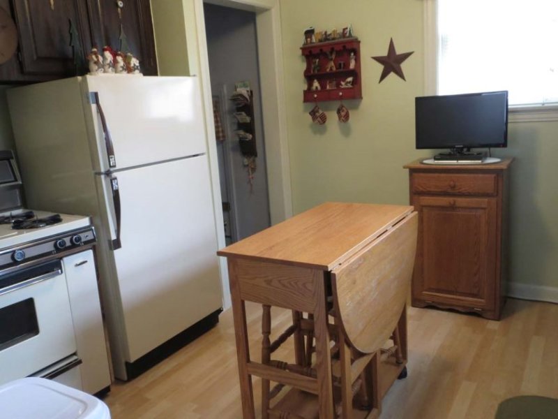 elmwood-park-il-small-kitchen-design-before-0001