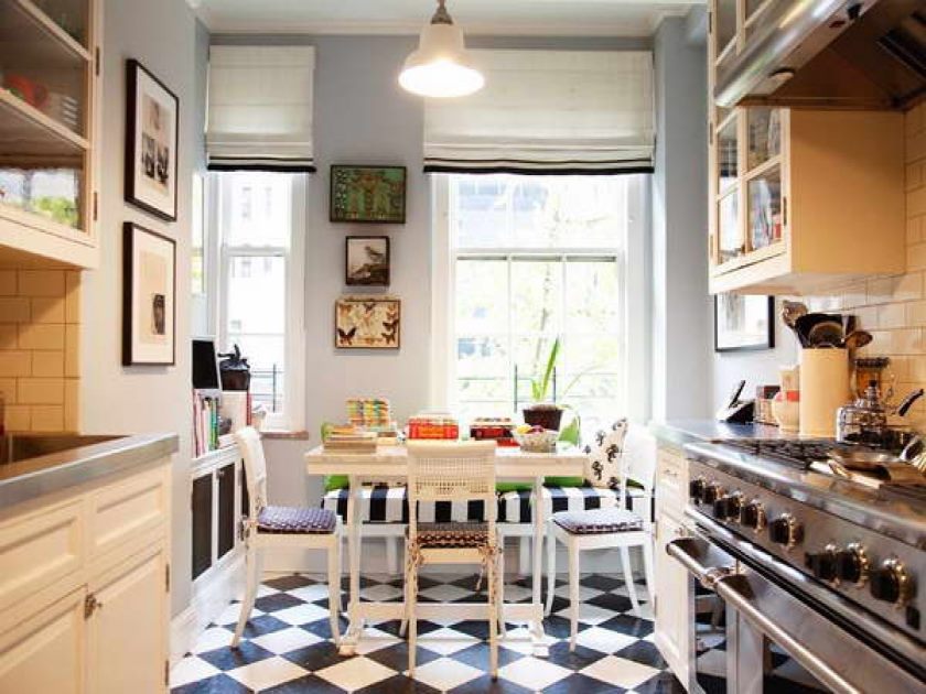 adorable-cuisine-ikea-design-idées-avec-cuisinière-en-inox-autoportante-plus-four-également-blanc-stratifié-base-armoire-de-cuisine-plus-en-inox-comptoir-avec-crème-couleur- dos de carreaux de céramique
