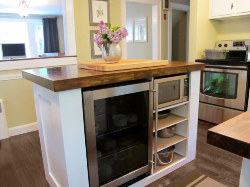 jenny-steffens-hobick-îlot-de-cuisine-bricolage-îlot de cuisine-avec-îlot-de-cuisine-intégré-casier à vin-idées-cuisine-f