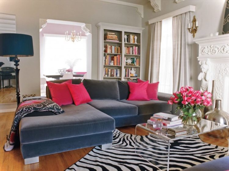 petit-salon-idées-appartement-couleur-banquette-bain-tropical-compact-escrime-architectes-maison-services