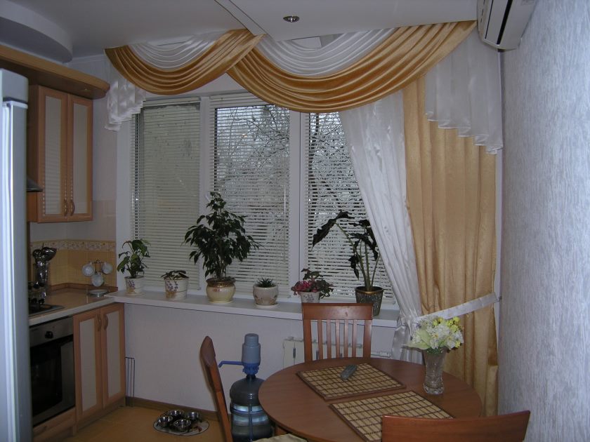zanaveska-dlya-kuxni-33