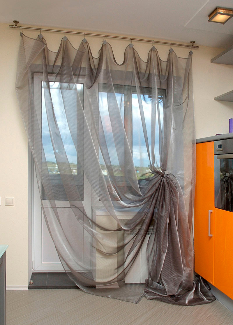 Rideaux gris à l'intérieur