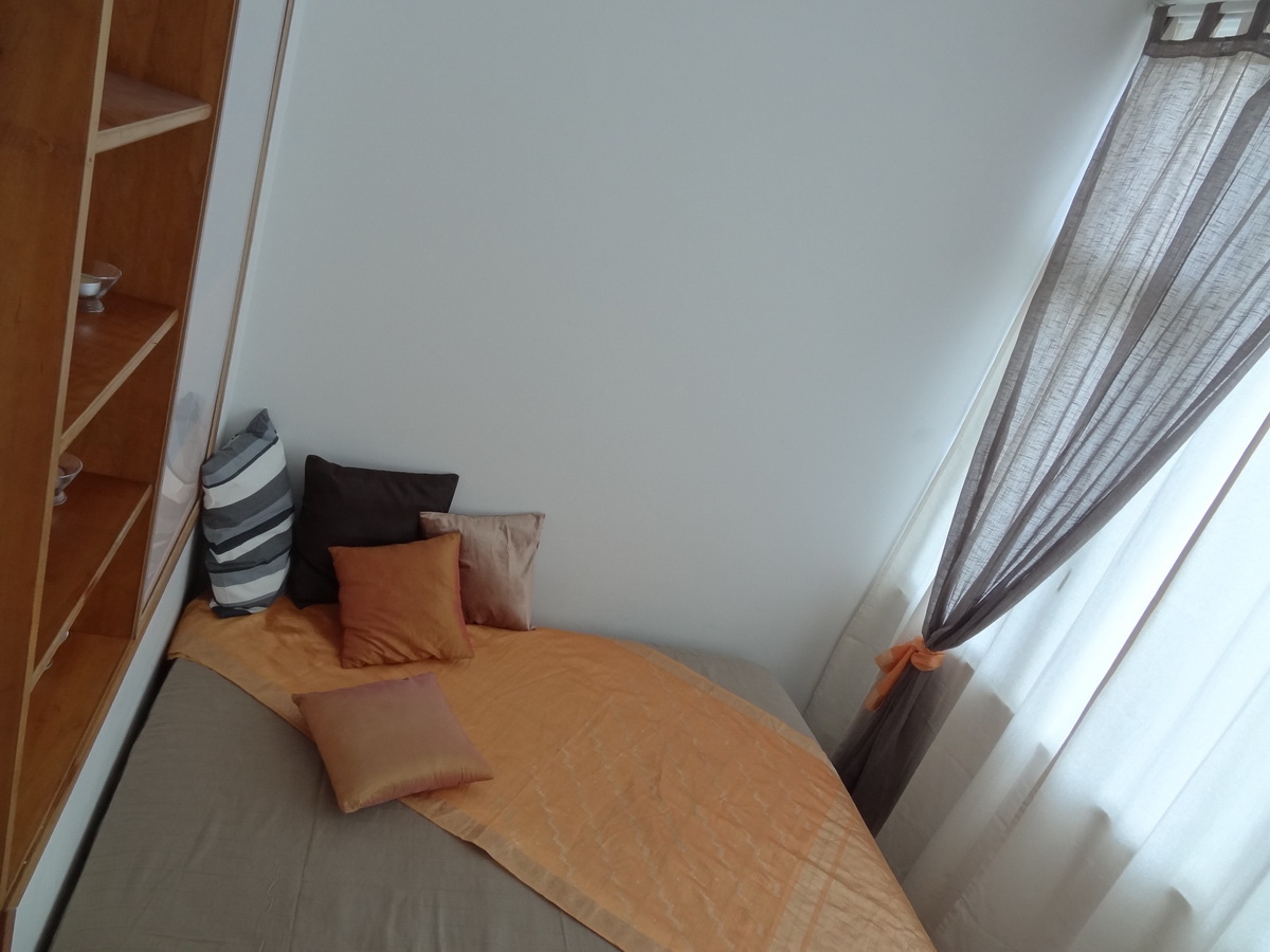 1347098449_first_resize