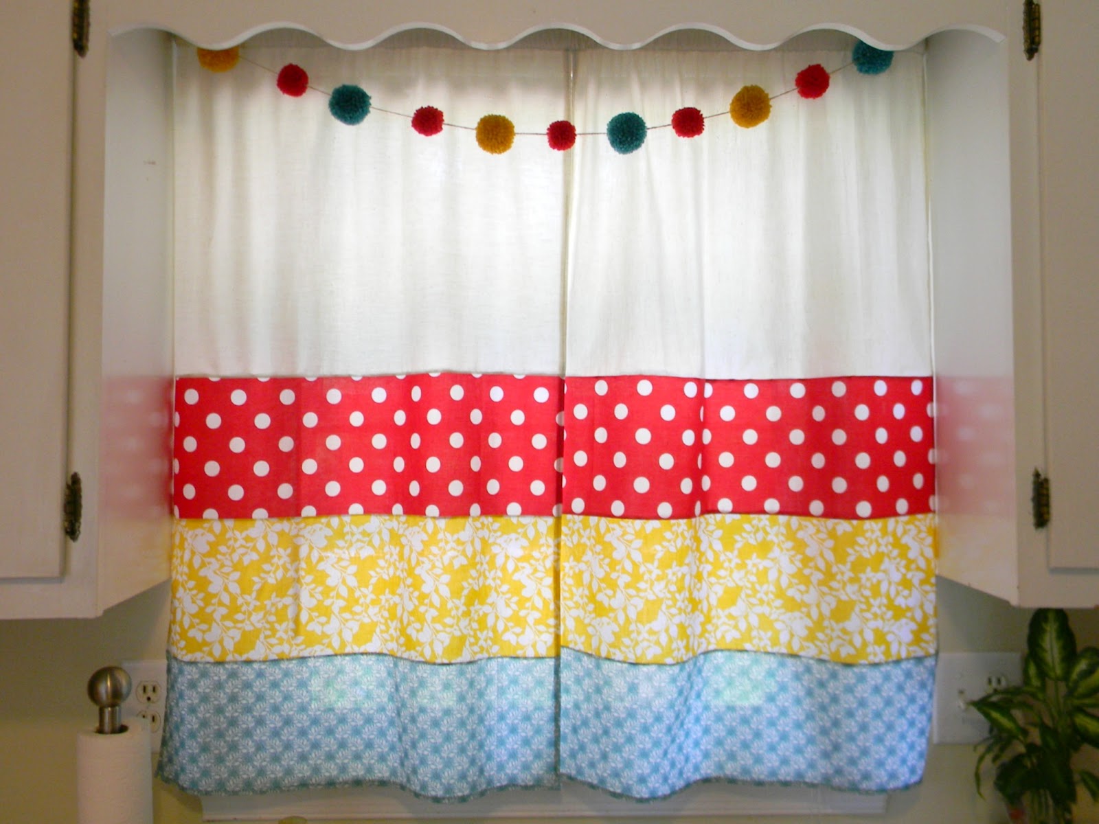 20-gracieuses-rideaux de cuisine-jaune-draperie-garniture-idées