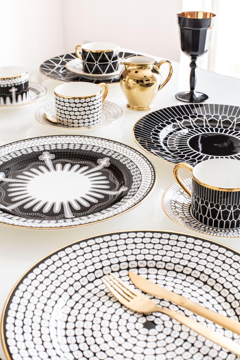 anatomy-boutique-anatomy-of-digestion-tableware-from-50-simon-midgley-pr
