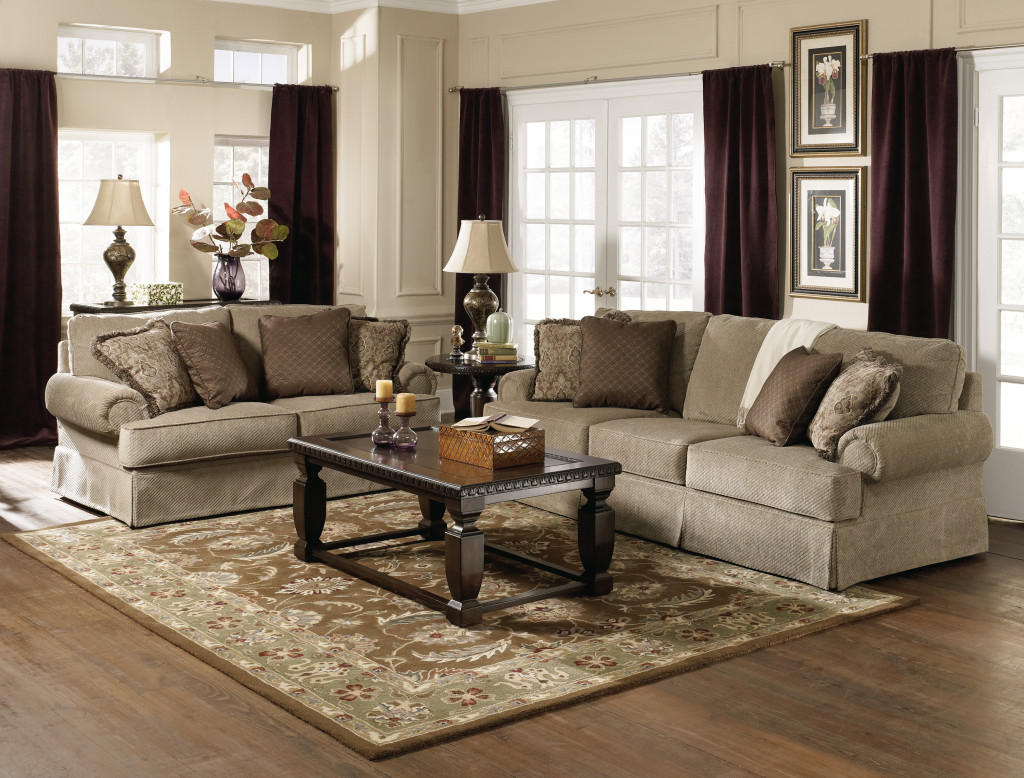 incroyable-gris-canapé-et-causeuse-de-salon-meubles-ensembles-meublés-avec-noir-table-en-bois-sur-tapis-plus-complété-avec-brun-brun-foncé-fenêtre-rideaux-décor- idée
