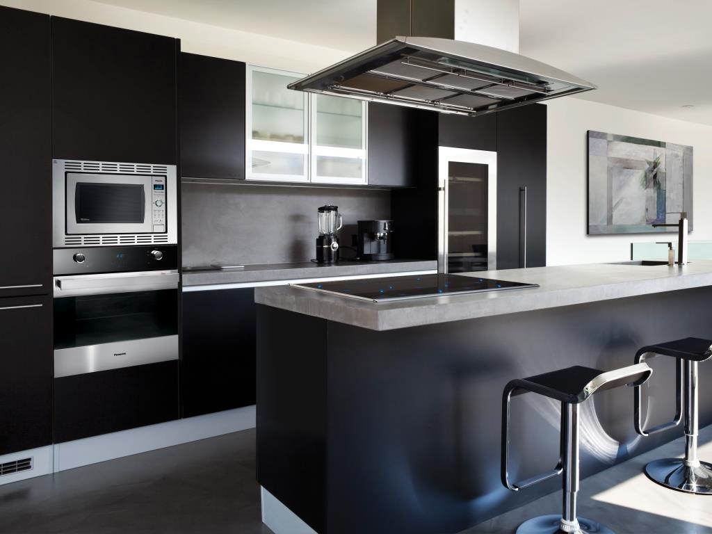 black-kitchen_panasonic-kitchen-suite
