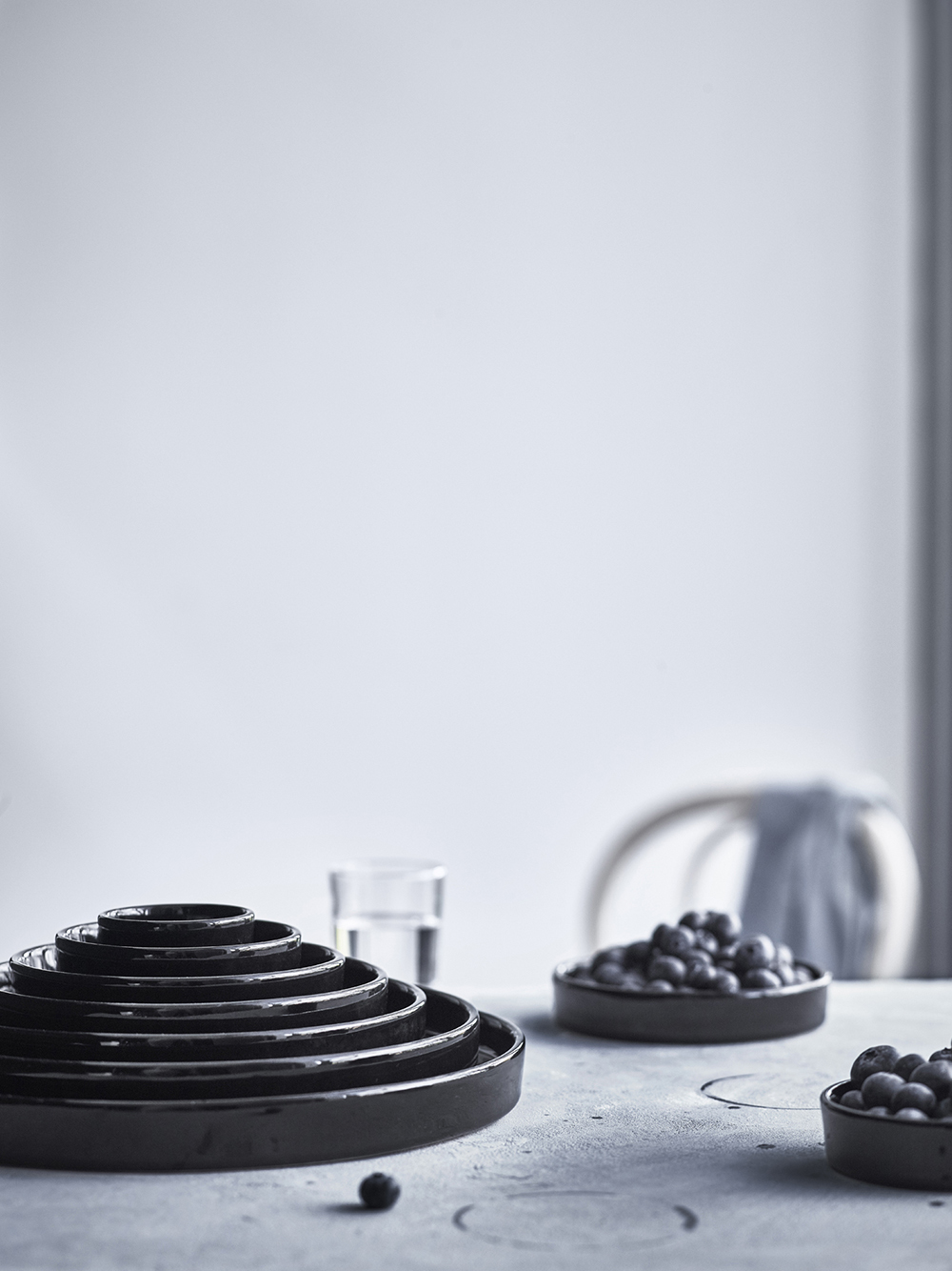 céramique-noire-de-la-nouvelle-gamme-ikea-viktigt