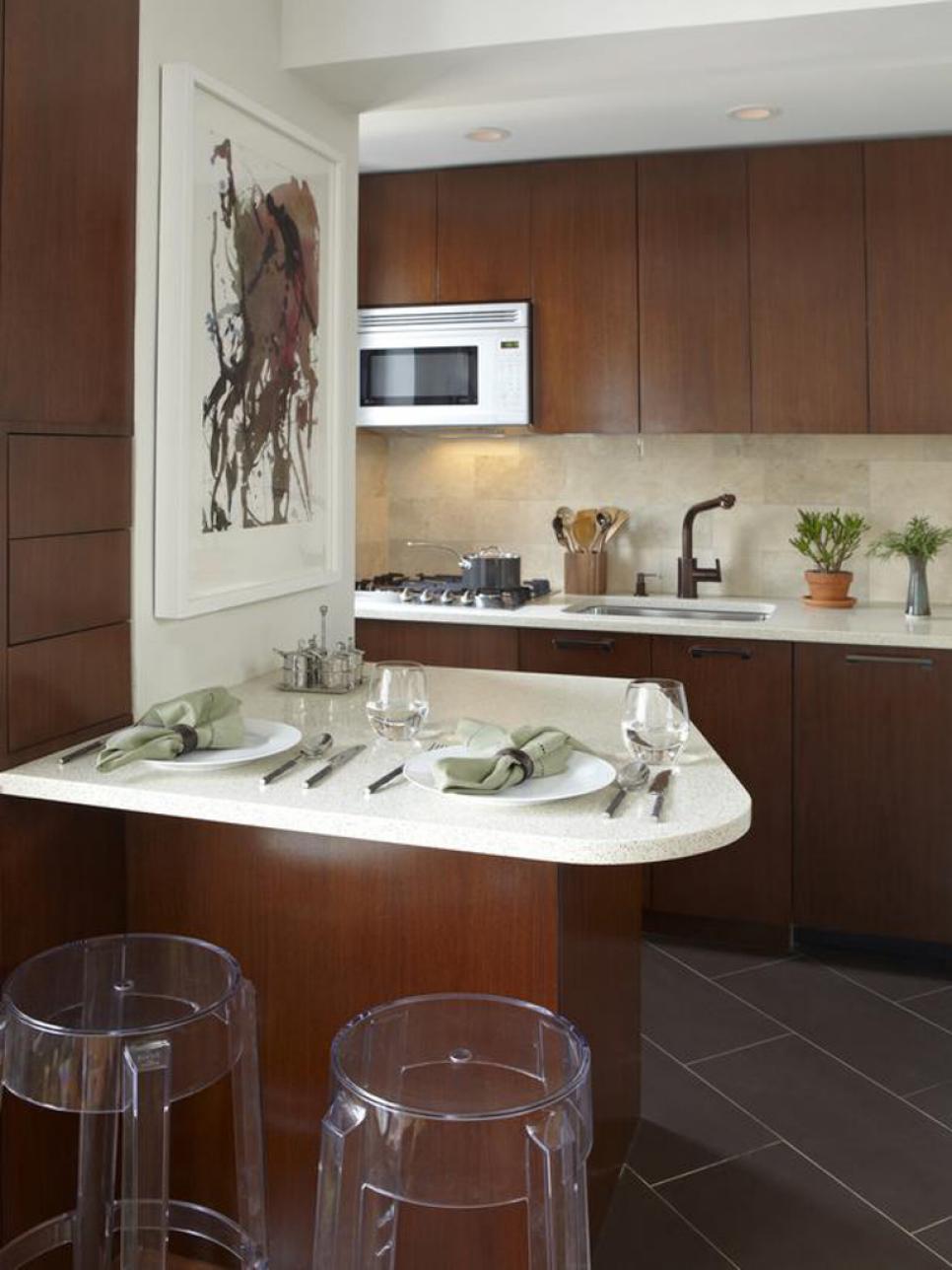 ci-jarret-yoshida-tiny-studio-lead-image_s3x4_lg-jpg-rend-hgtvcom-966-1288
