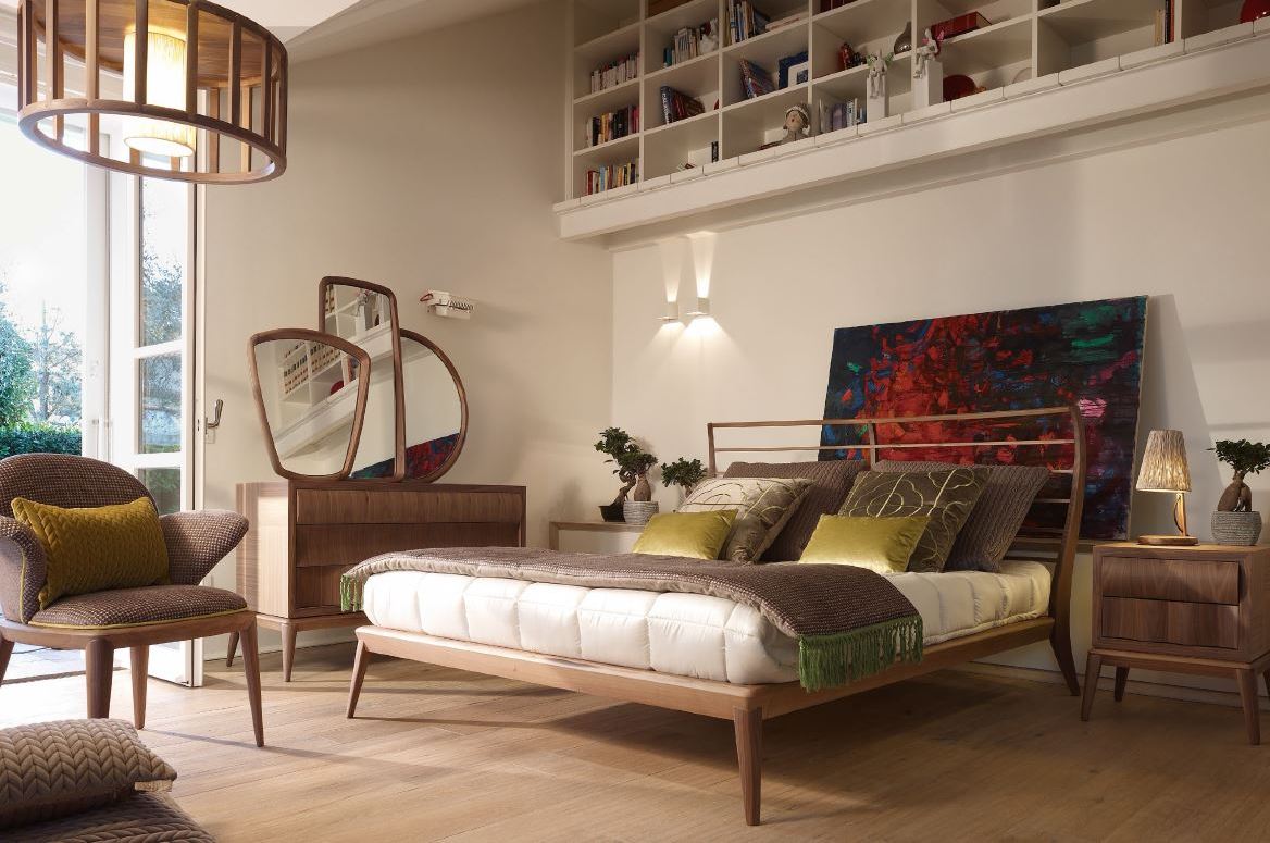 Bright_ bedroom_2017