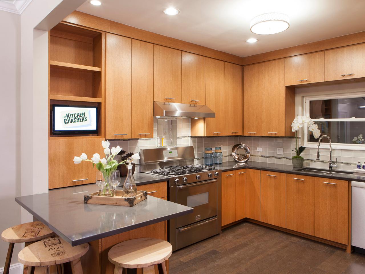 dkcr313h_milestone-kitchen-countertops_4x3-jpg-rend-hgtvcom-1280-960