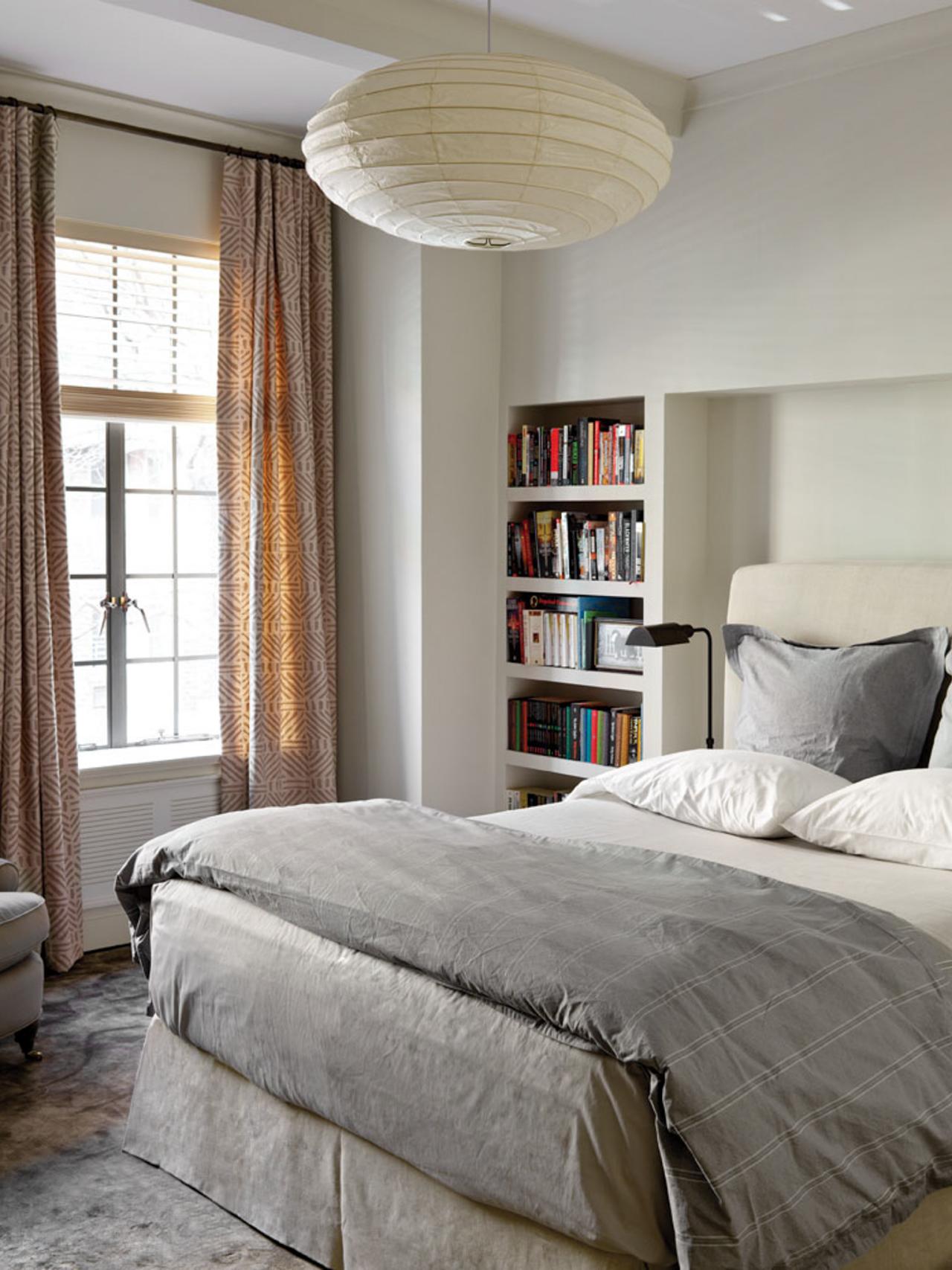 dp_design-development-white-transitional-bedroom_3x4-jpg-rend-hgtvcom-1280-1707