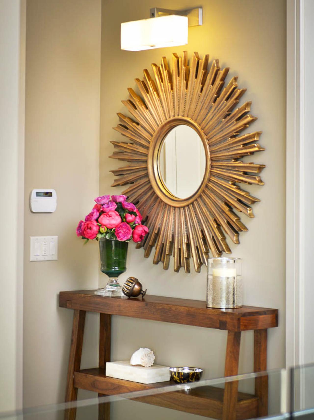 dp_dorothy-willetts-neutral-entry-table-mirror_s3x4-jpg-rend-hgtvcom-1280-1707