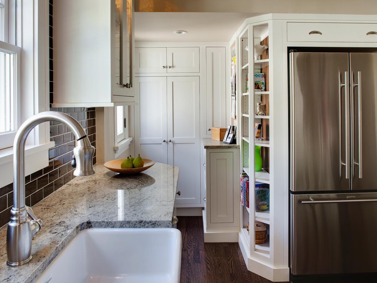 dp_gladys-schanstra-kitchen-open-shelving_s4x3-jpg-rend-hgtvcom-1280-960