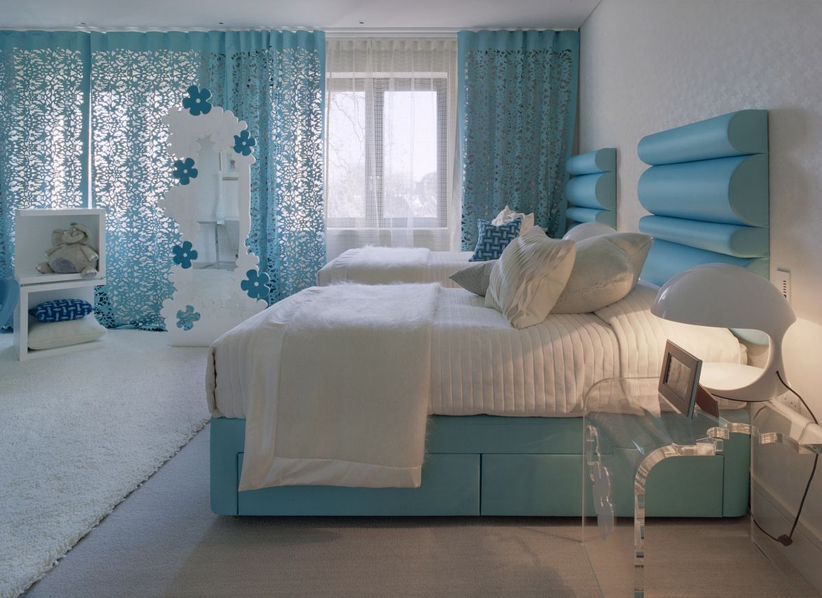rideaux-chambre-bleu-clair-design-chambre-moderne