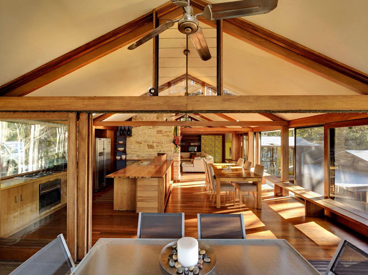 open-plan-dining-kitchen-living-treetops-in-sydney-australia