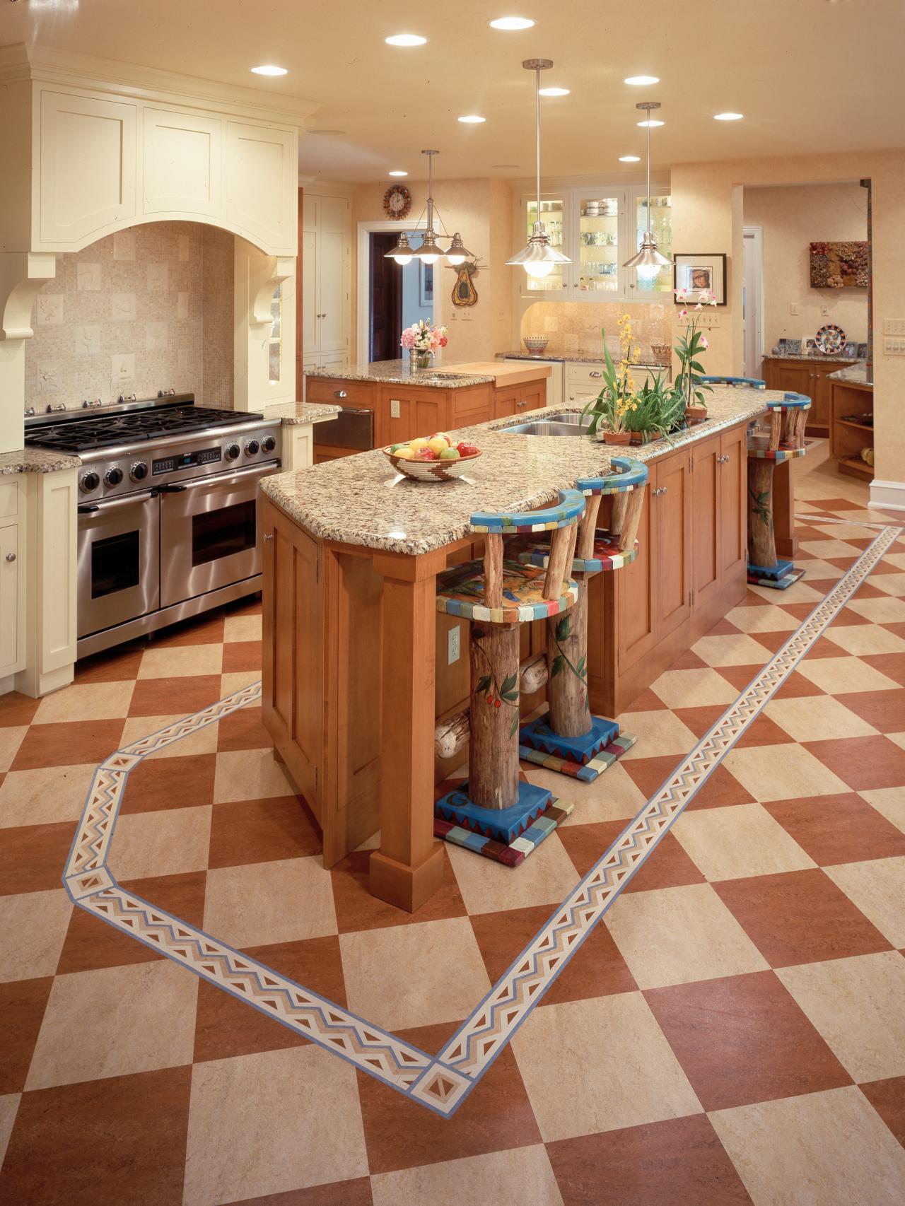rx-press-kits-p1_linoleum-floor-kitchen_s3x4-jpg-rend-hgtvcom-1280-1707