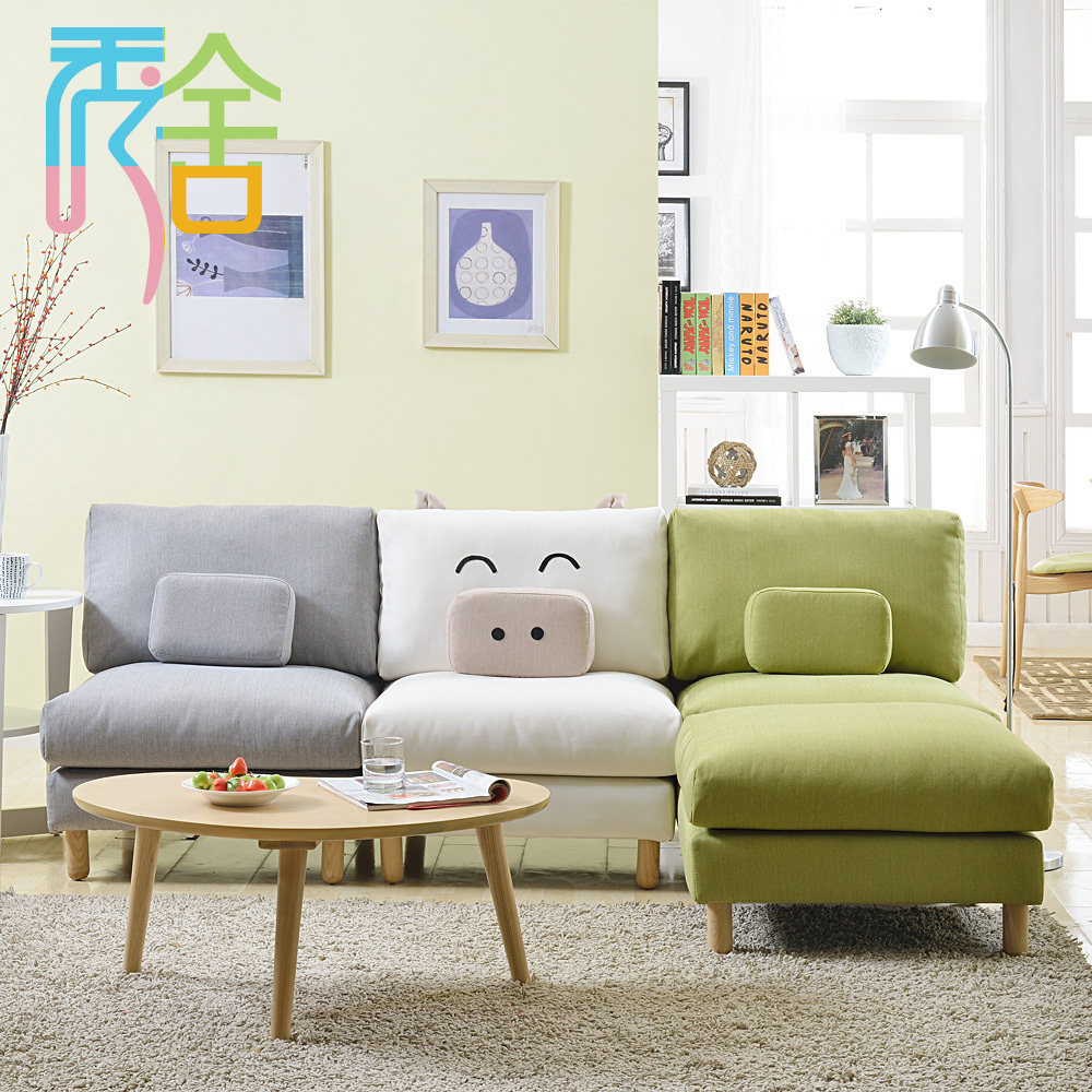 show-homes-sofa-petit-appartement-salon-canapé-creative-piggy-ikea-furniture-around-the-corner-combination