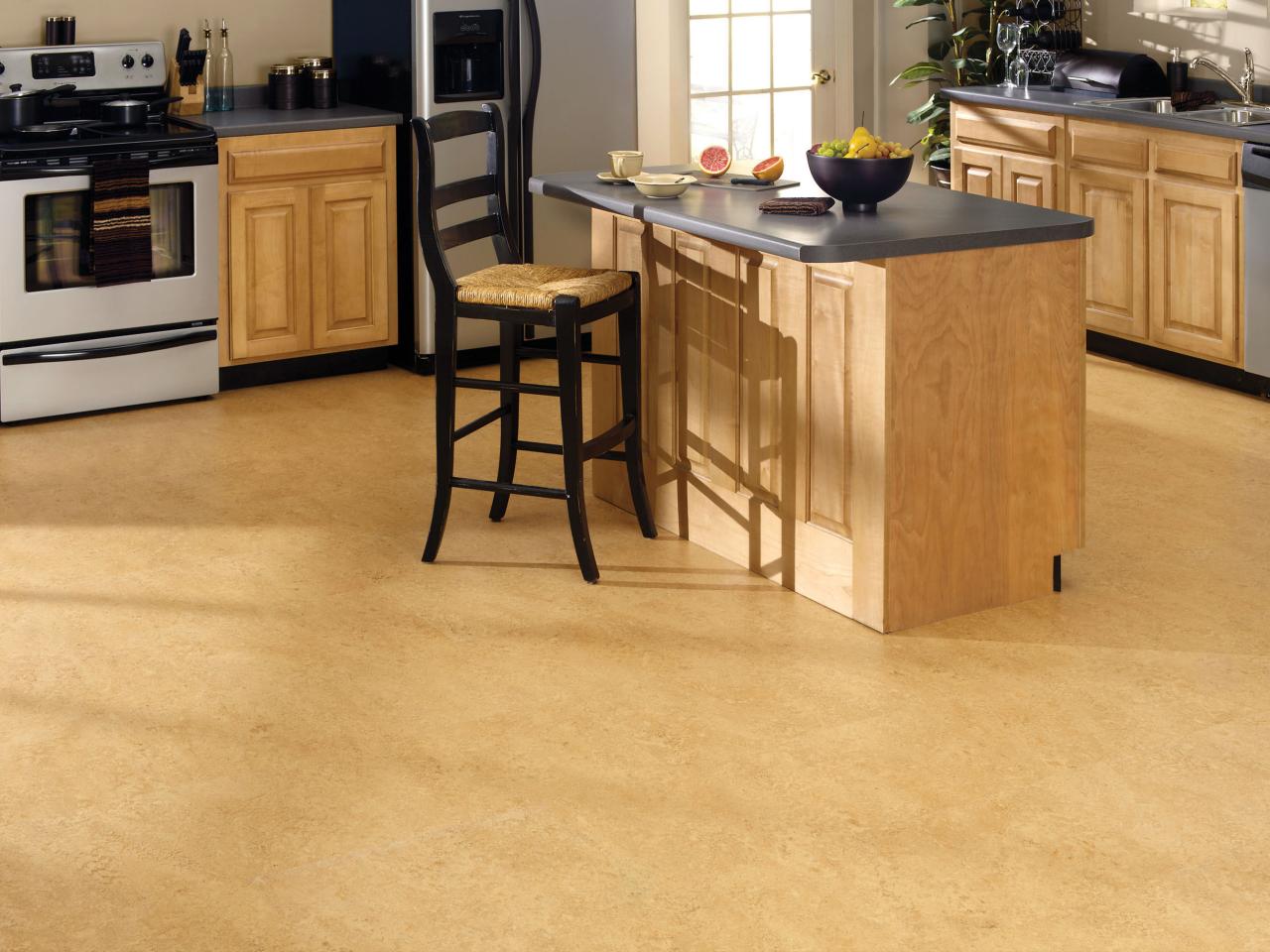 us-étages_corkoleum-cuisine_s4x3-jpg-rend-hgtvcom-1280-960