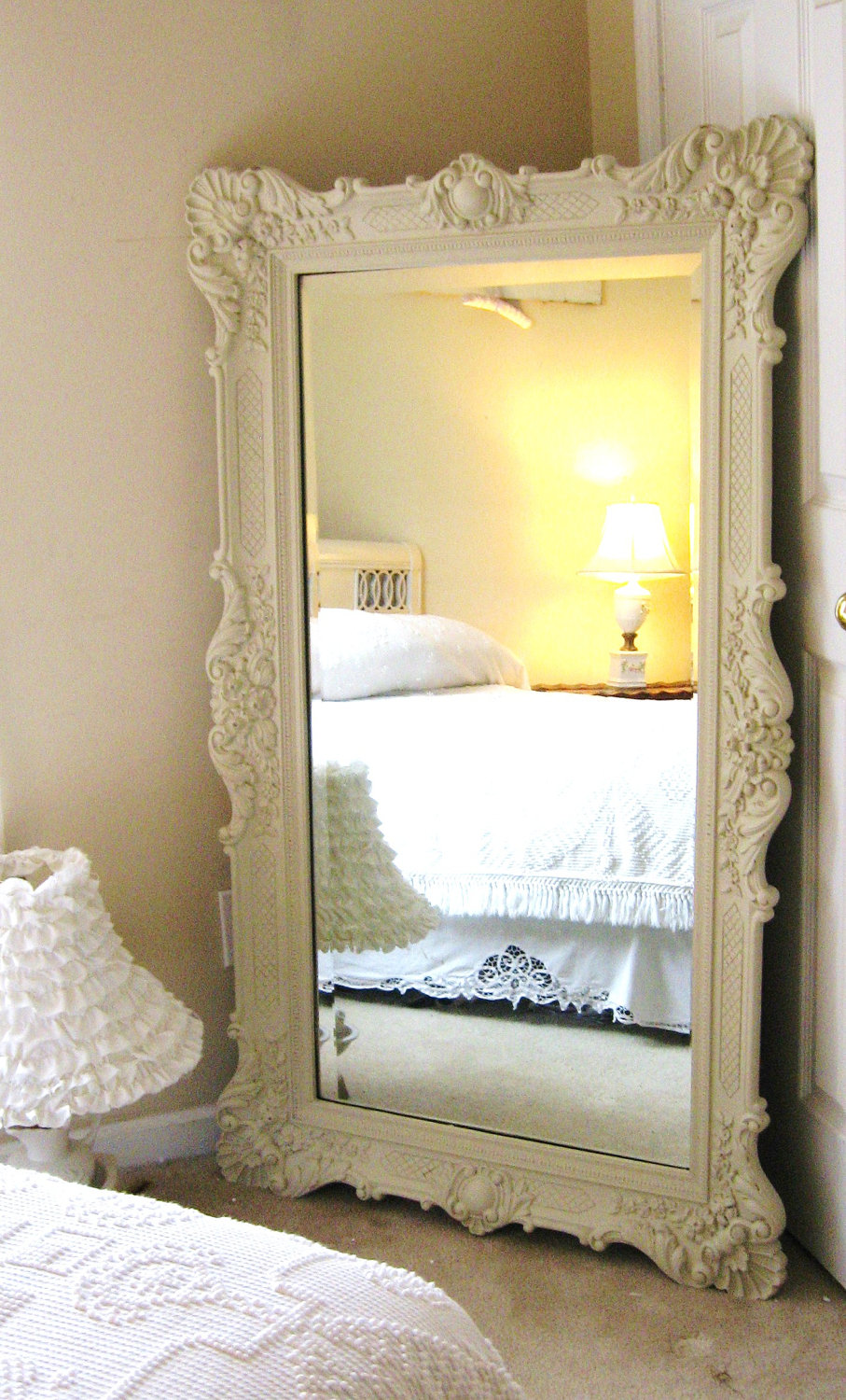 lampe-de-nuit-design-classique-miroir-penchement-vintage