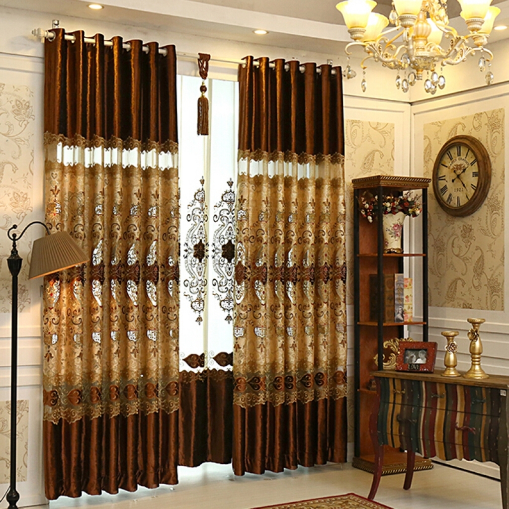 Rideaux de salon marron