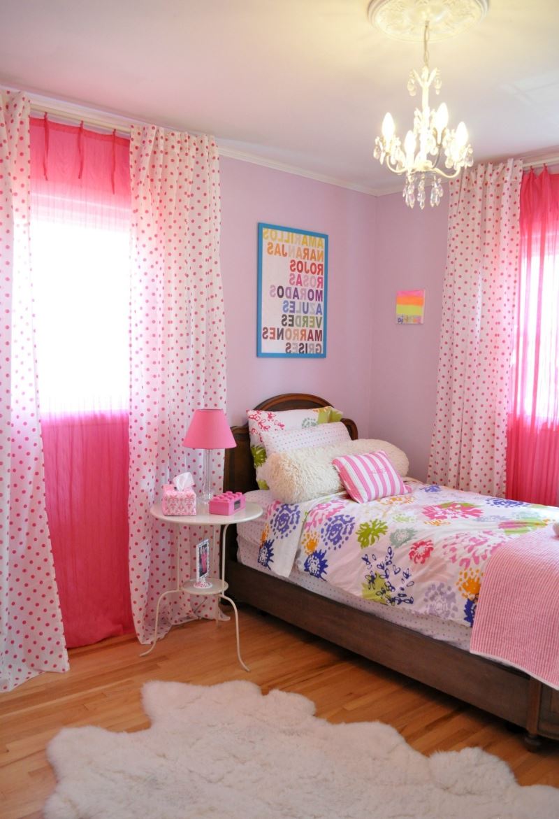 Lustre dans la chambre