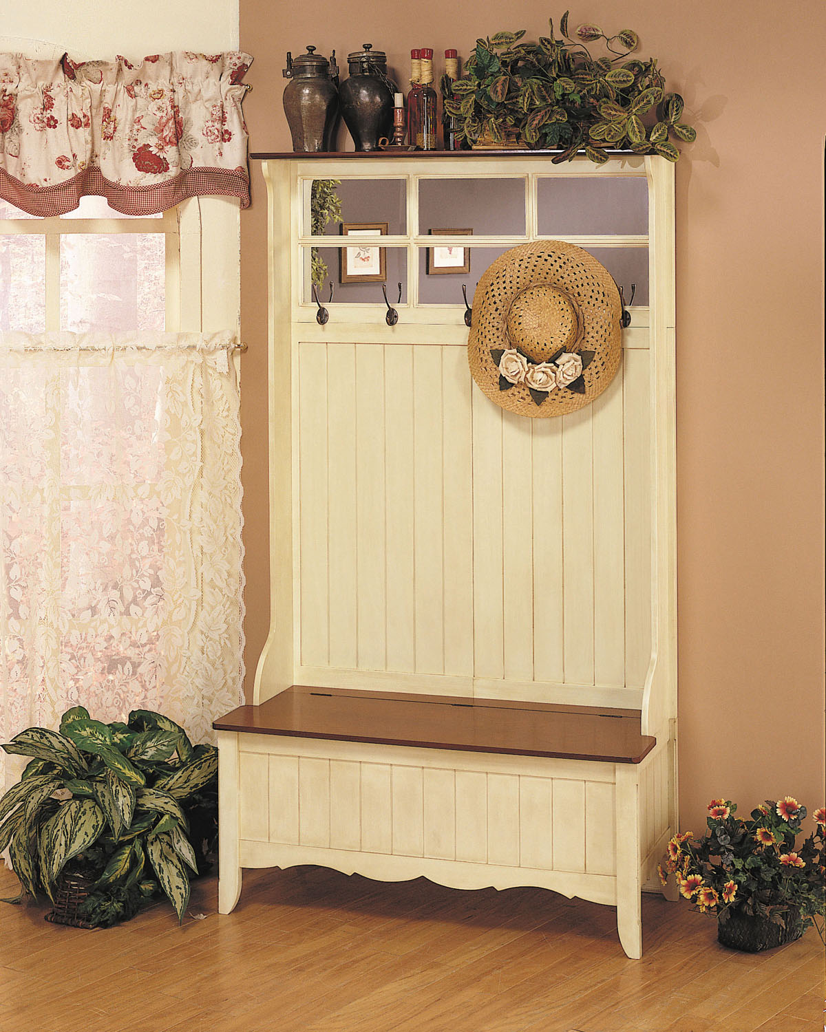 mignon-fenêtre-traitement-idées-et-pots-d'intérieur-jardinières-avec-sol-stratifié-plus-charmant-hall-rangement