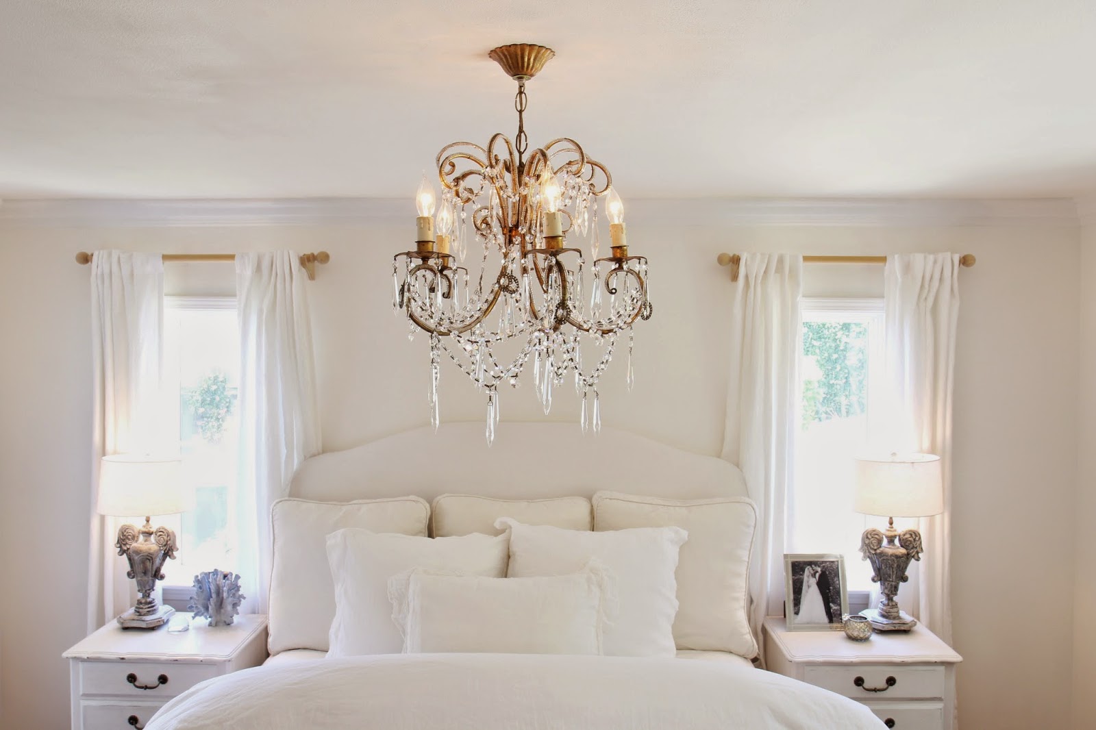 Lustre dans la chambre