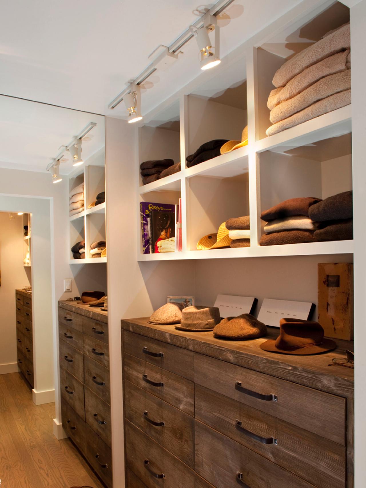 hall-placard-organisation-et-design-idées-maison-remodelage-couche-en-éclairage_coffret-à-l'intérieur-design_interior-design_scandinavian-design-d'intérieur-designer-description-du-travail-magazine-célèbre-designers-degré