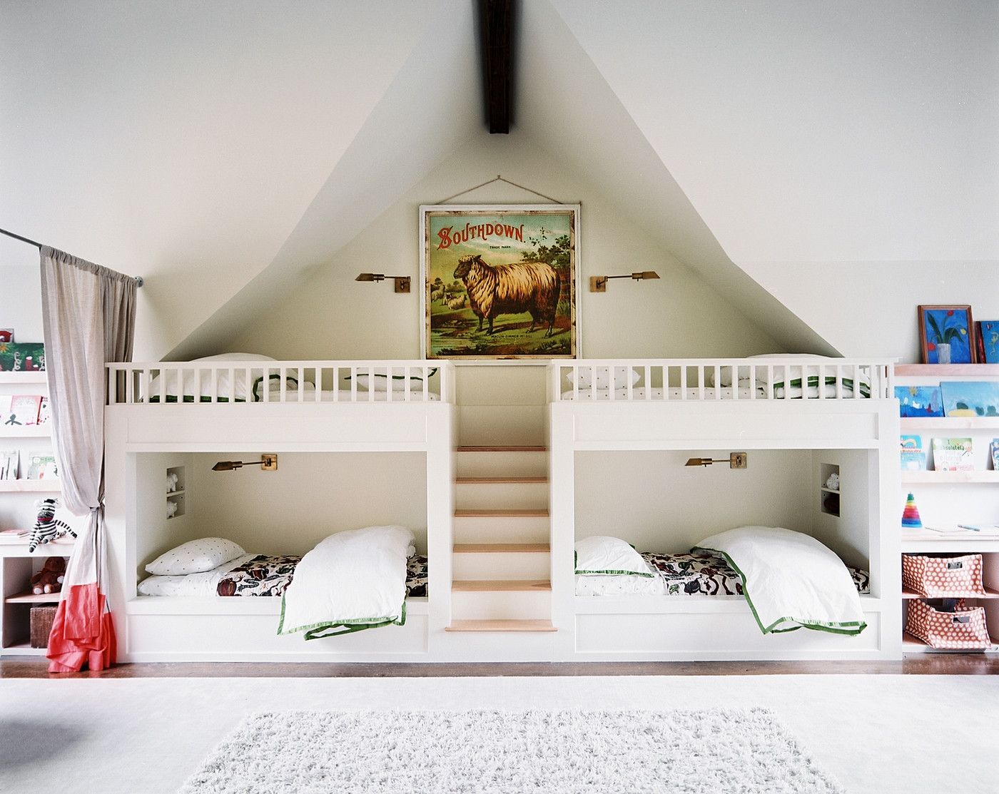 enfants-chambre-foire-photo-de-partage-enfant-blanc-chambre-décoration-utilisant-bois-blanc-kid-lit-superposé-avec-escalier-y compris-sol-debout-blanc-twin-ikea-kid- étagère et tout-blanc-kid-chambre-mur-peinture-breloque