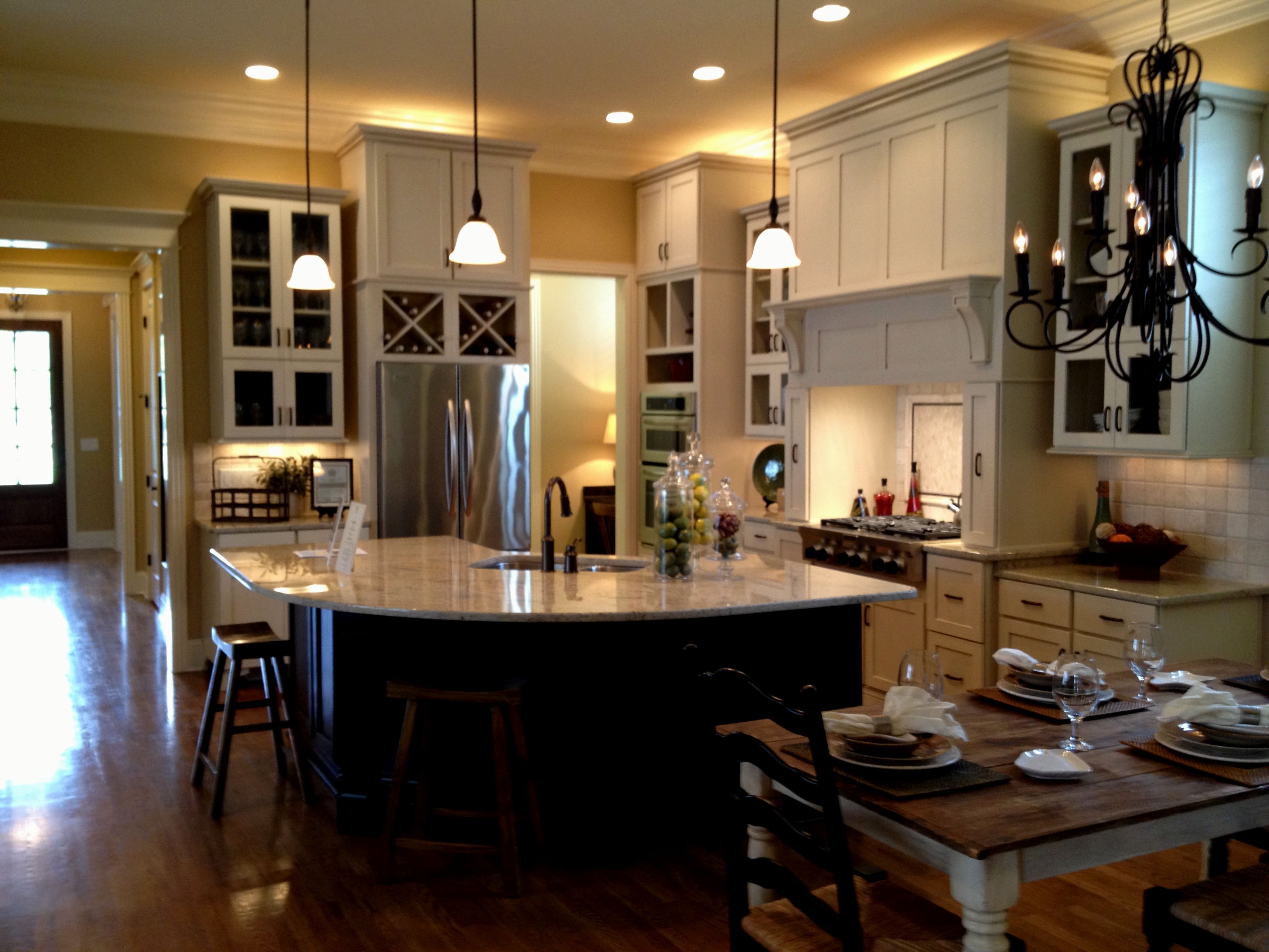 aménagement de la salle à manger de la cuisine