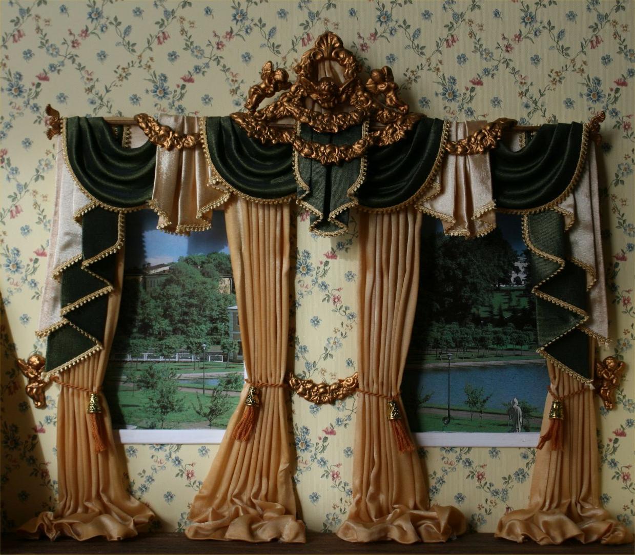 rideaux cantonnière marron clair et vert-baroque