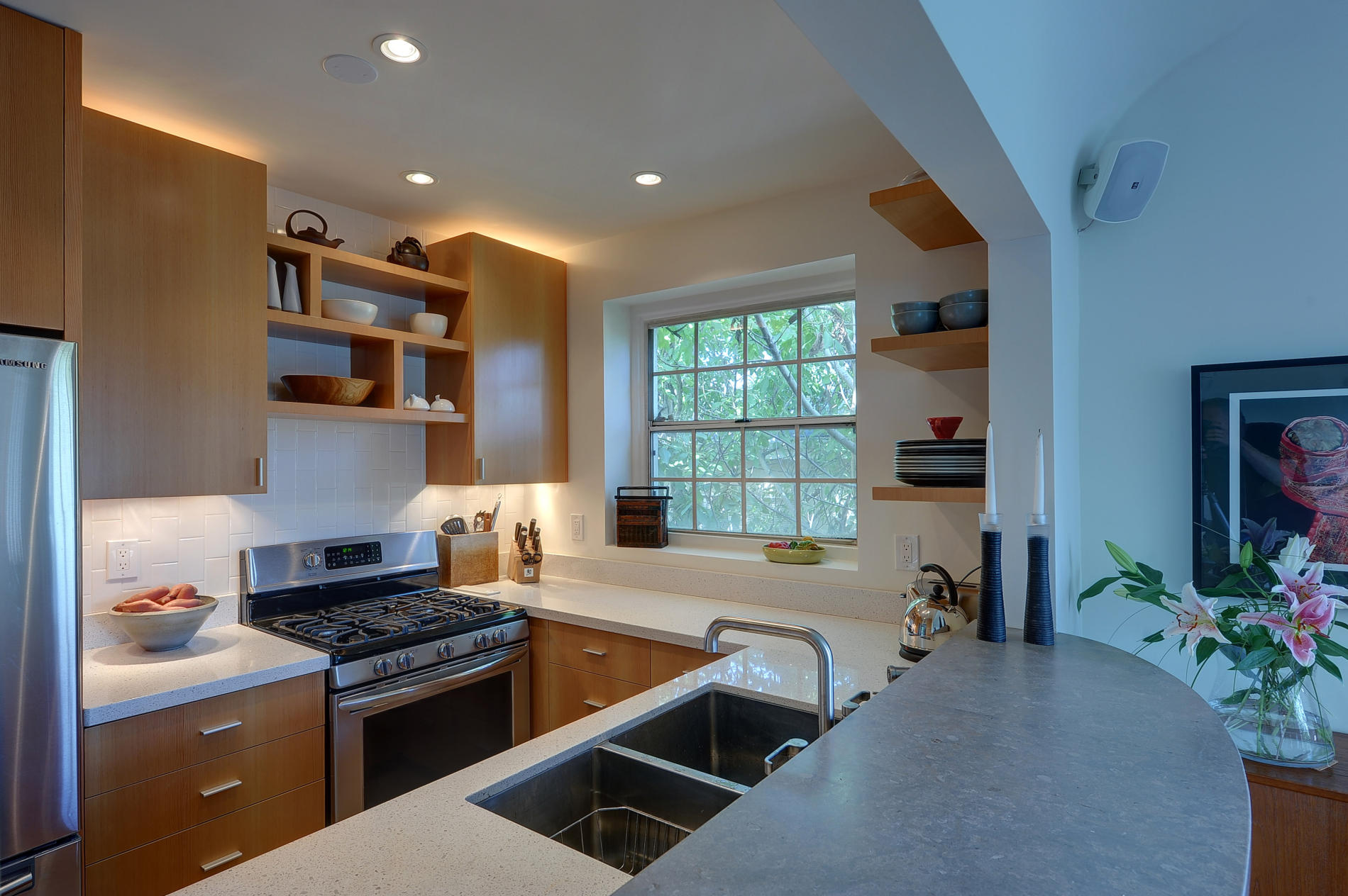 madeval_kitchen_design_studio_71298_1900_1264
