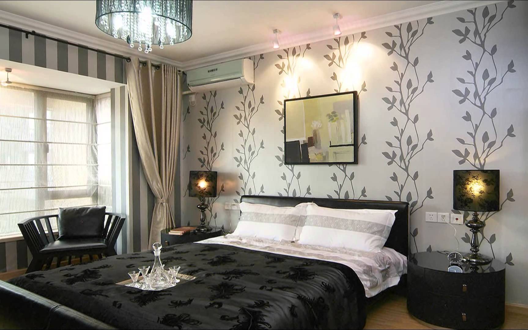 Papier peint dans la chambre