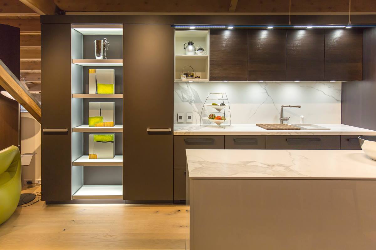 neolith-fm-distributing-modern-kitchen-island-estatuario-classtone