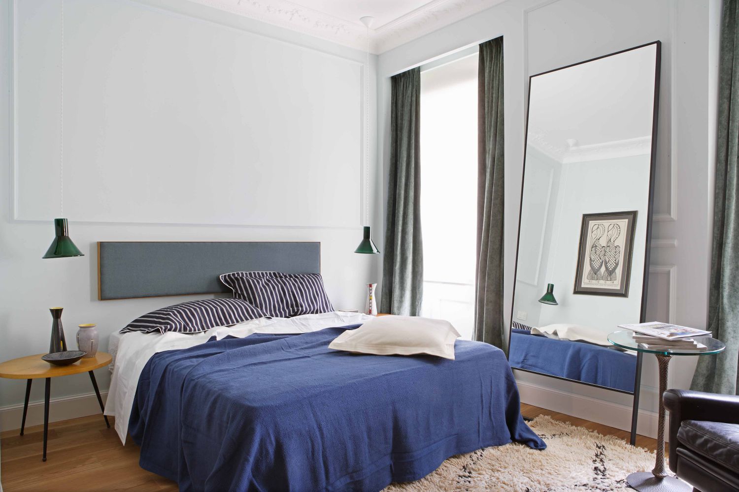 Miroir dans la chambre