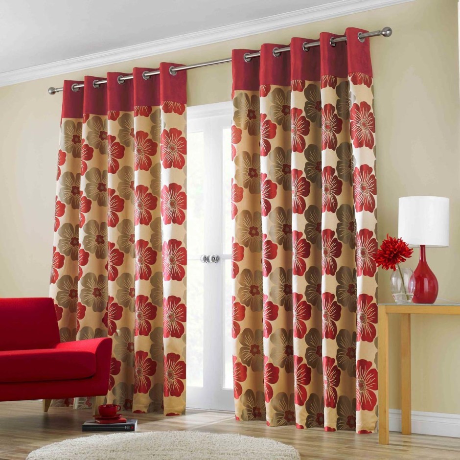 rideaux rouges-intérieur