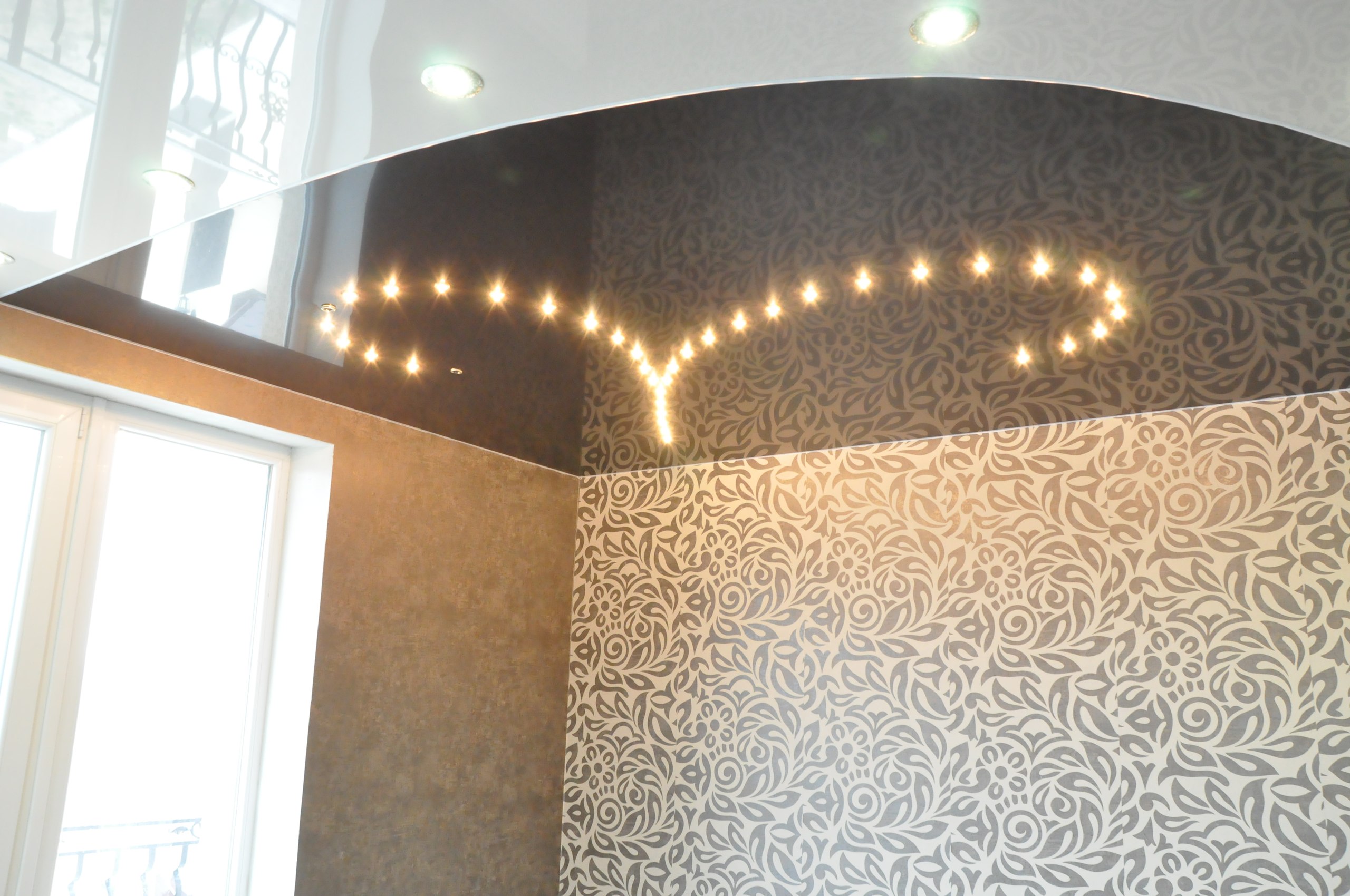 Stretch_ plafond_dans_ chambre_2017