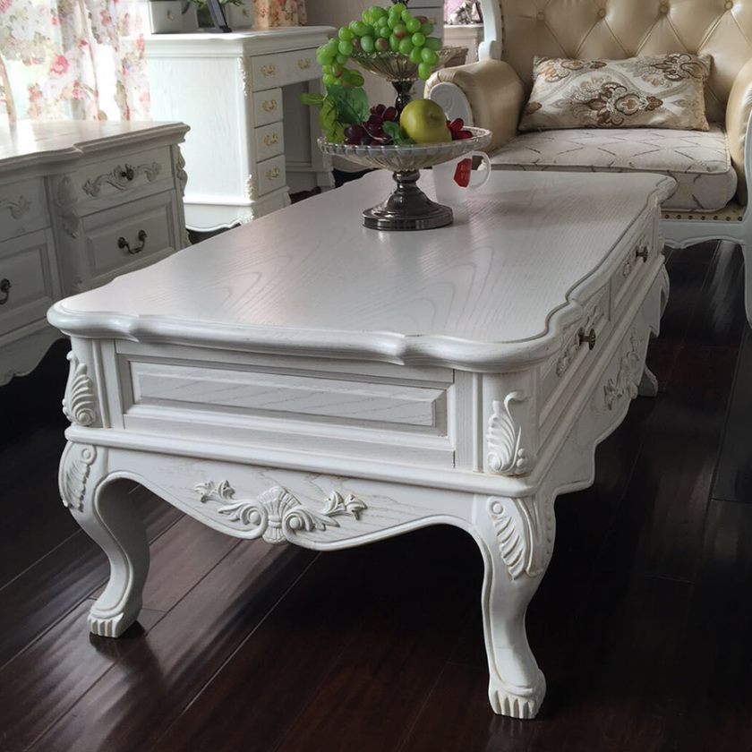Table basse à l'intérieur