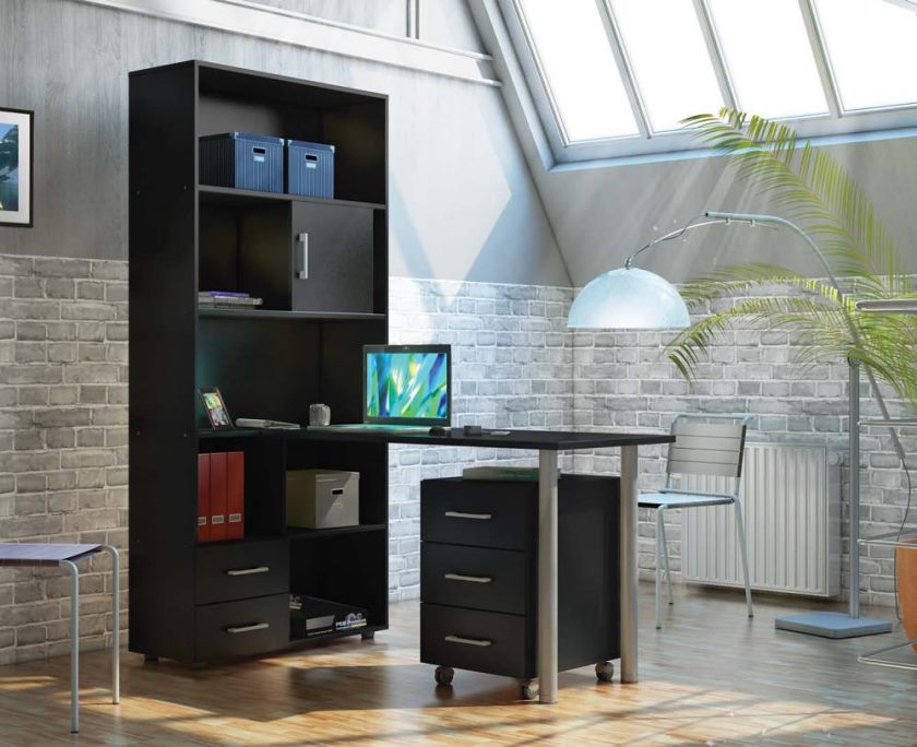 Bureau d'ordinateur d'angle